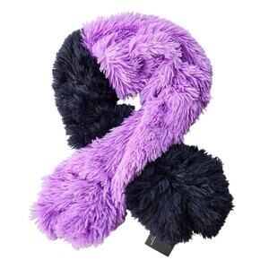 Free Press Women Dark Navy/Lavender Color Block Faux Fur Trendy Fuzzy Scarf